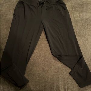 Athleta yoga pants